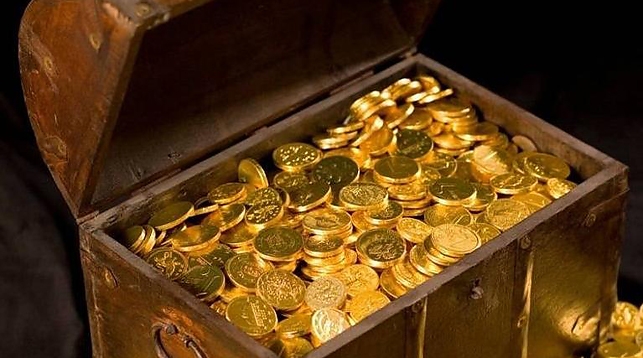 GoldTrunkOLD